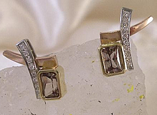 Zultanite, diamond and gold earrings; LaVie Diamonds, Vancouver, BC.